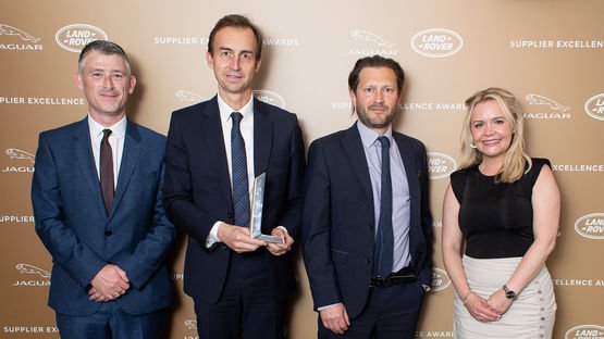Jaguar Land Rover presents Leoni with Gold Supplier award 